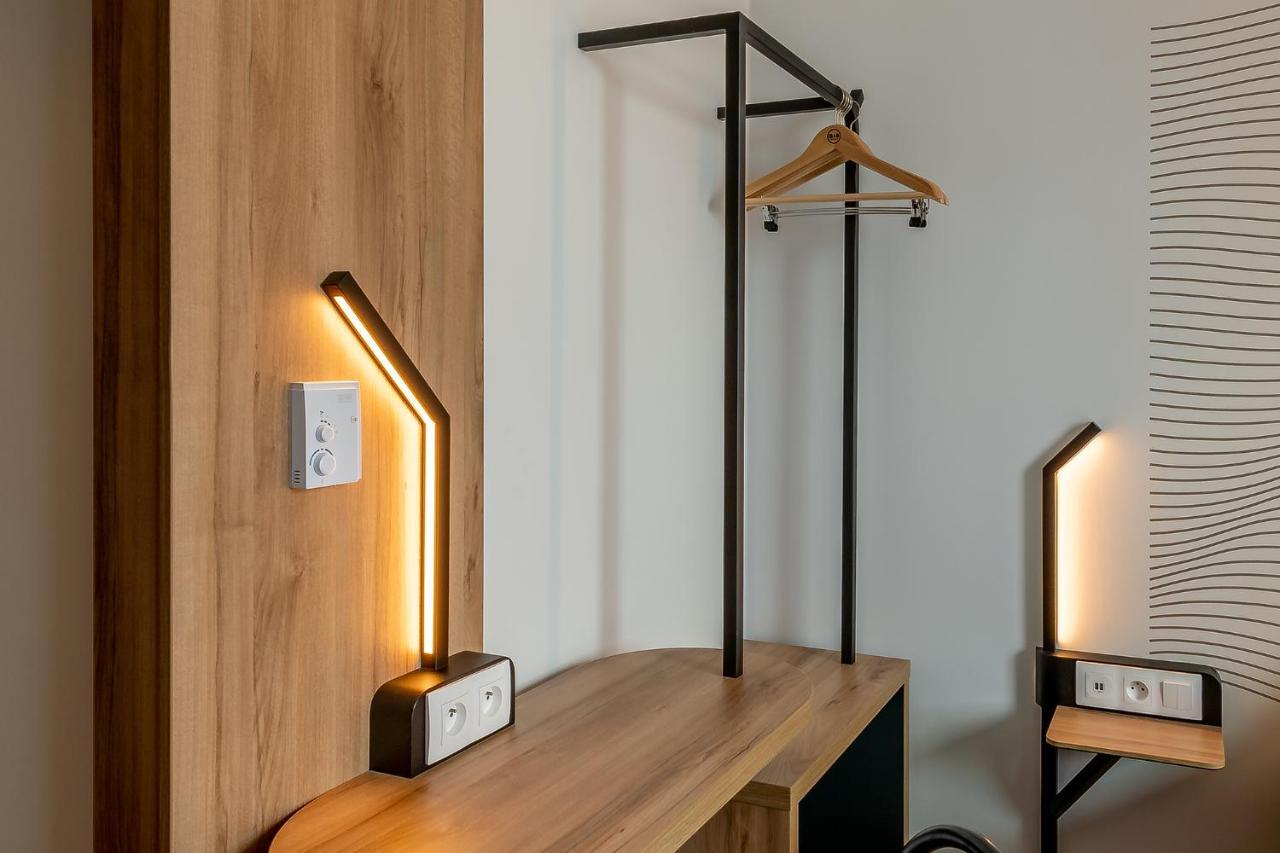 B&B Hotel Besancon Valentin Miserey-Salines Екстериор снимка